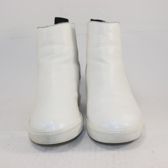 DKNY White Leather High Top Size 8.5 Logo Pull on Wedge - Picture 3 of 6